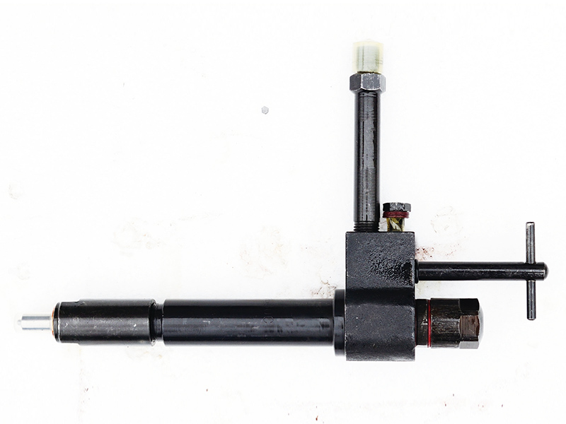 830C Fuel injector 
